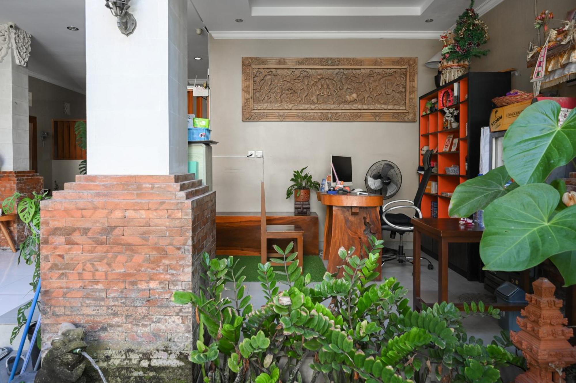 Reddoorz Near Mertasari Beach 2 Pesanggaran Luaran gambar