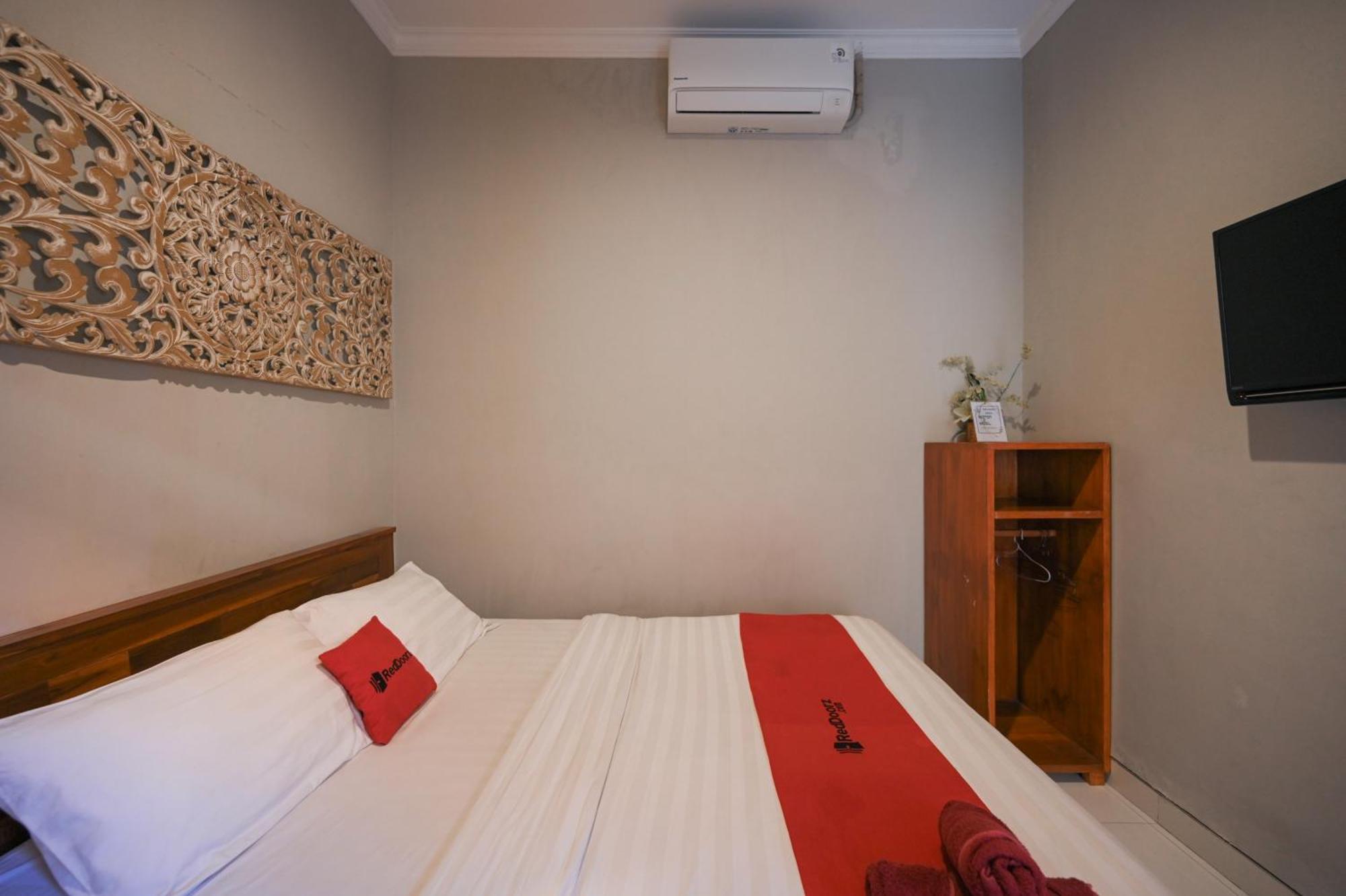 Reddoorz Near Mertasari Beach 2 Pesanggaran Luaran gambar