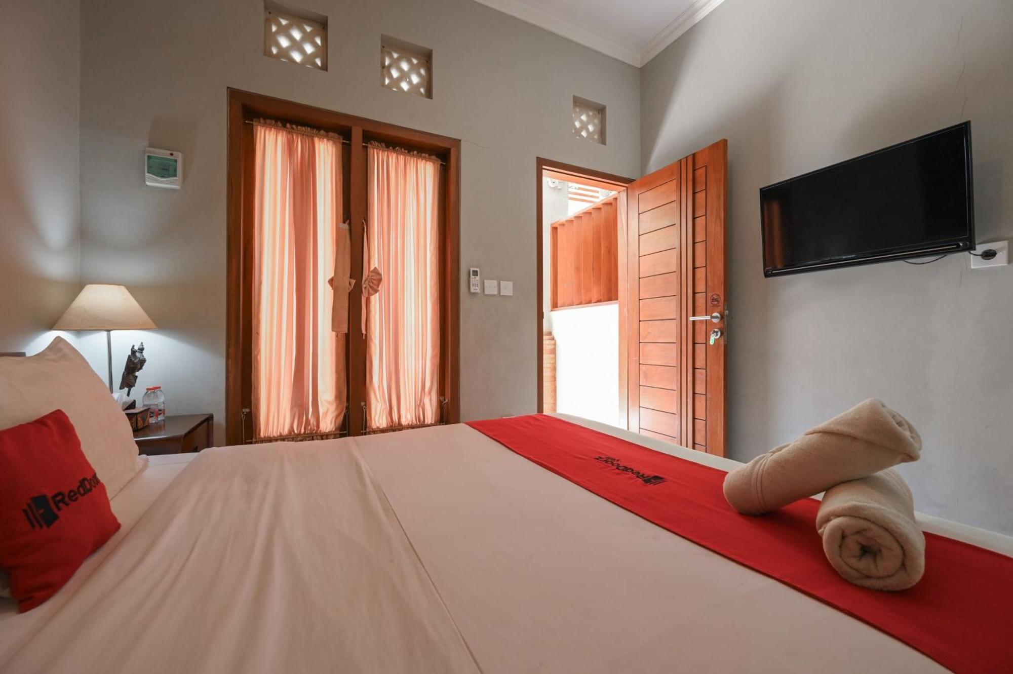 Reddoorz Near Mertasari Beach 2 Pesanggaran Luaran gambar