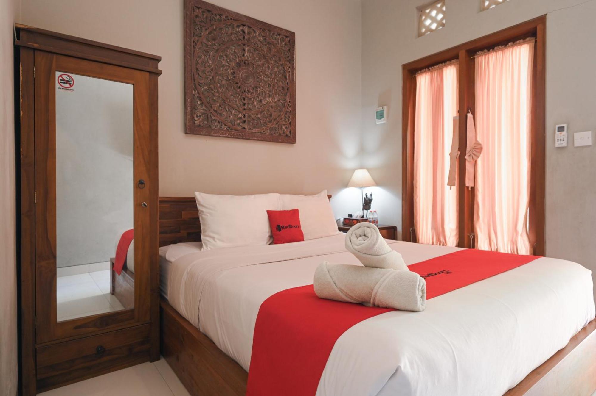 Reddoorz Near Mertasari Beach 2 Pesanggaran Luaran gambar